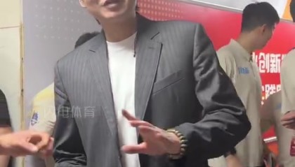 直播观看-邱彪爆粗：我真的觉得太丢人了 有的球员今天就不是XX的职业球员