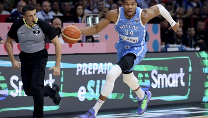 S赛官网-努尔基奇谈对阵希腊：必须得限制住字母哥 你得为他筑起一堵墙